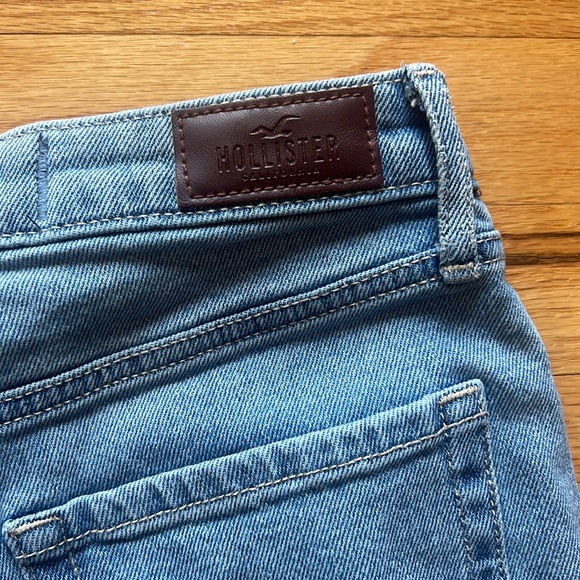 Unique Jeans with Bandana Stitching - Picture 7 of 7